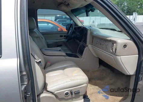 2003 Chevrolet Tahoe Lt из США, поврежденный, VIN 1GNEC13Z33R250658